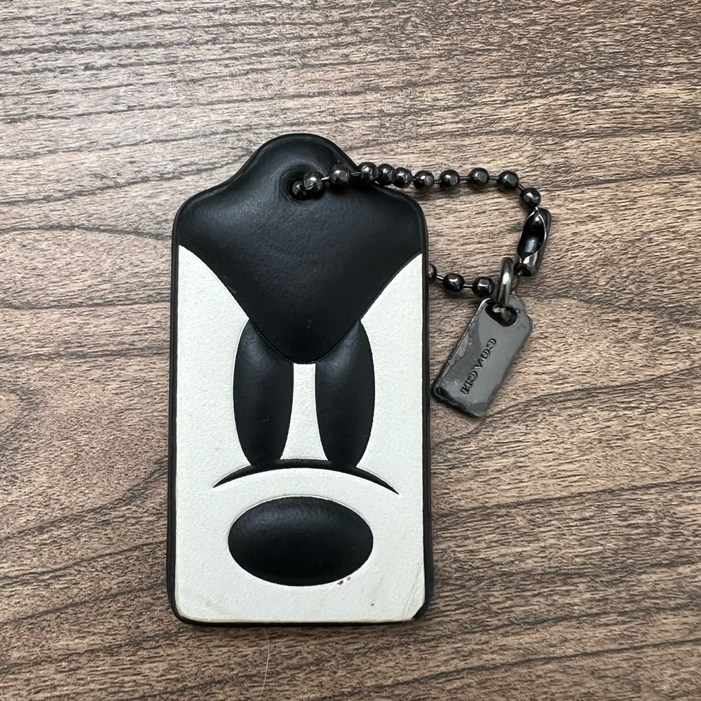 Disney X Coach Mickey Mouse Black Leather Hang Tag Key Chain Bag Charm 66518
